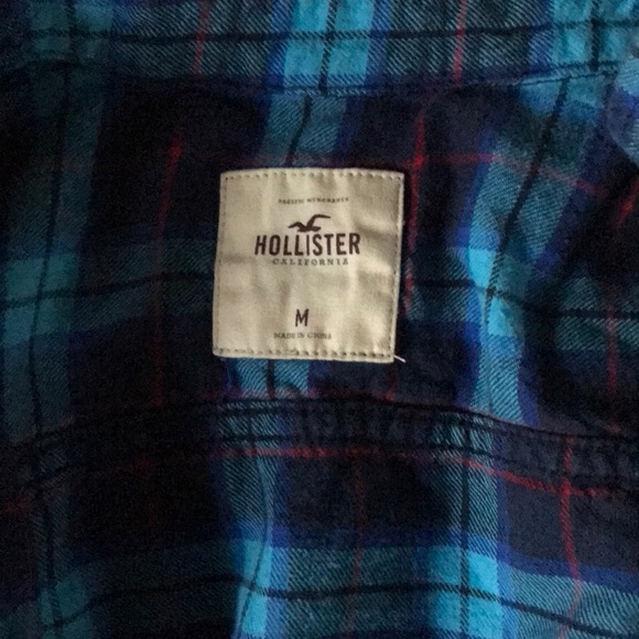 Blue Hollister flannel - Picture 2 of 4